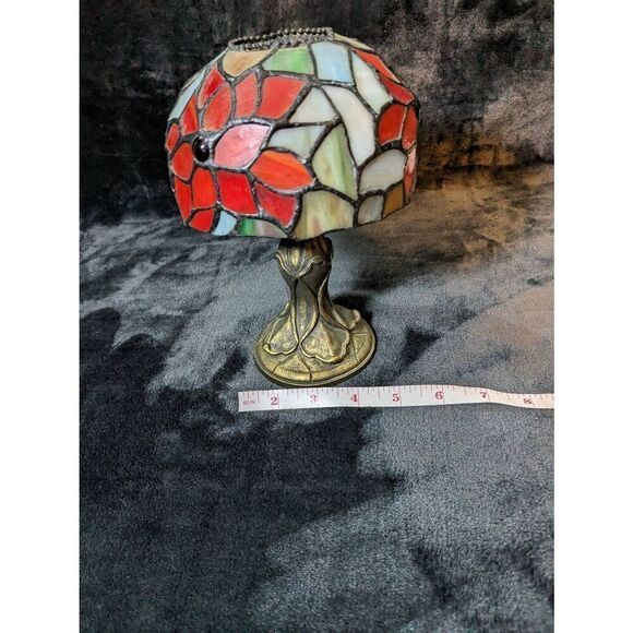 Small taxi Poinsettia tea light Staind glass lamp. - Picture 1 of 11